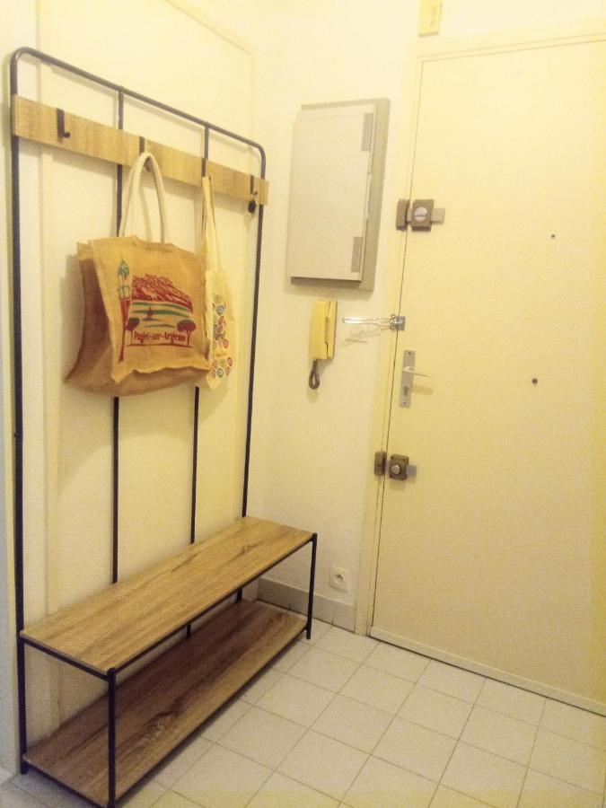 Frejus Plage, Appartement Entier , Piscine,Parking,Plage A 200M المظهر الخارجي الصورة