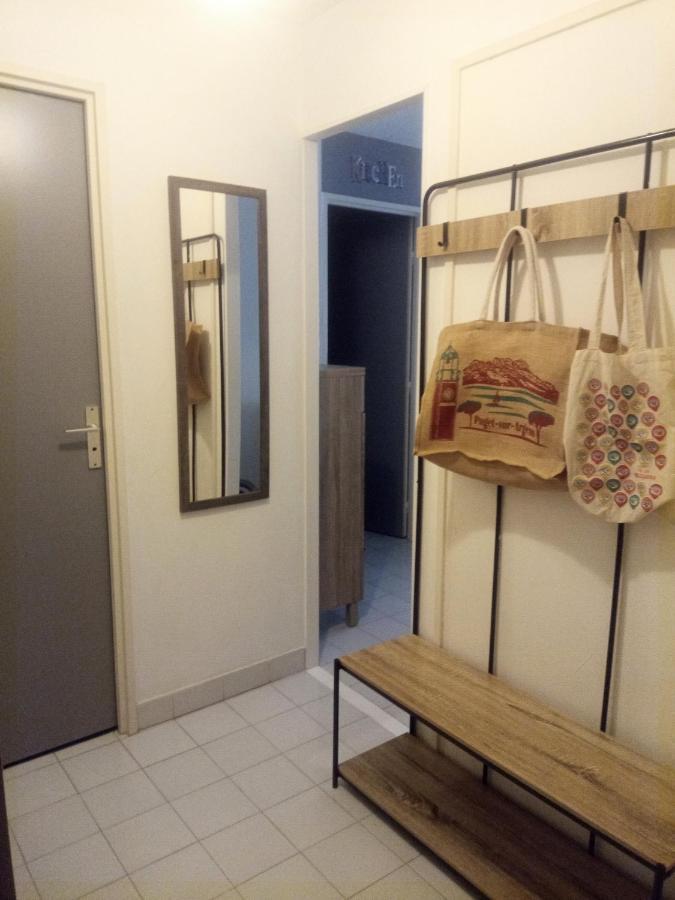 Frejus Plage, Appartement Entier , Piscine,Parking,Plage A 200M المظهر الخارجي الصورة