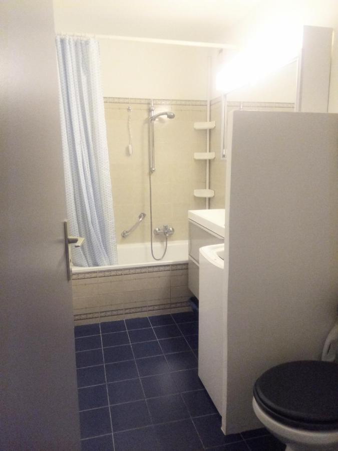 Frejus Plage, Appartement Entier , Piscine,Parking,Plage A 200M المظهر الخارجي الصورة